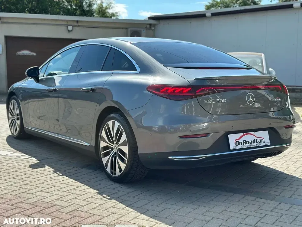 Mercedes-Benz EQE 300 Electric Art — imagine 4