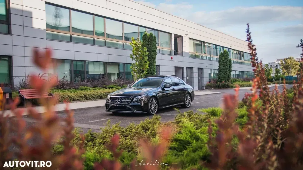 Mercedes-Benz E W213 43 AMG 4MATIC Aut. — imagine 3