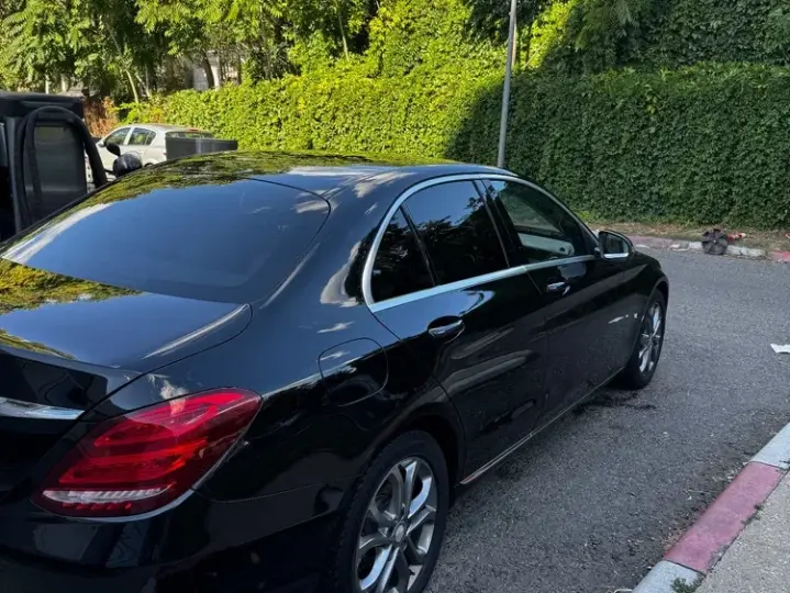 Mercedes-Benz C 180 d 7G-TRONIC