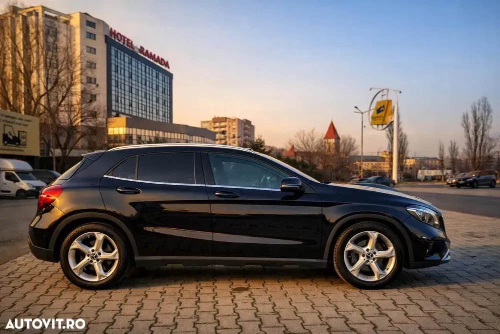 Mercedes-Benz GLA X156 200 d Aut. — imagine 3
