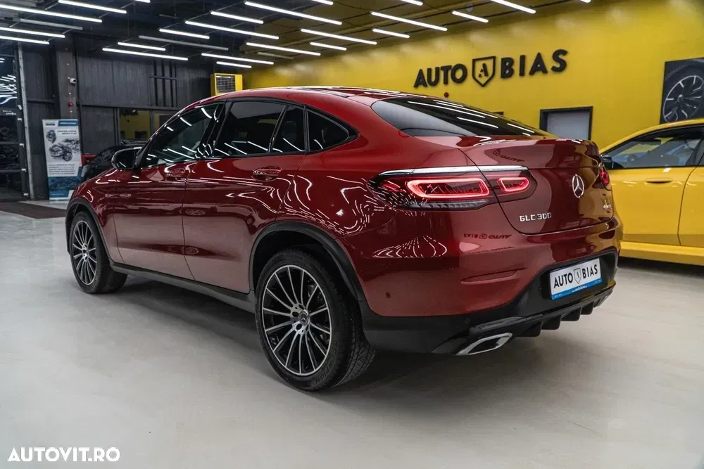 Mercedes-Benz GLC Coupe 300 4Matic 9G-TRONIC AMG Line Plus — imagine 5