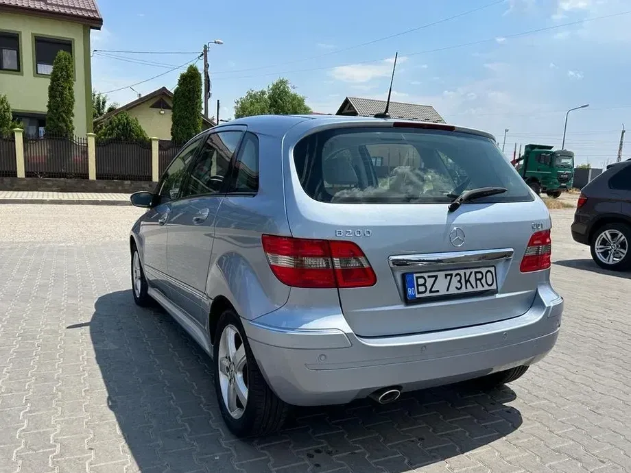 Mercedes-Benz B 200 W245 — imagine 2