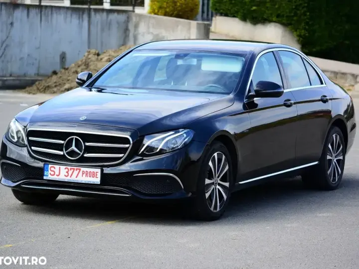 Mercedes-Benz E W213 300 de 9G-TRONIC