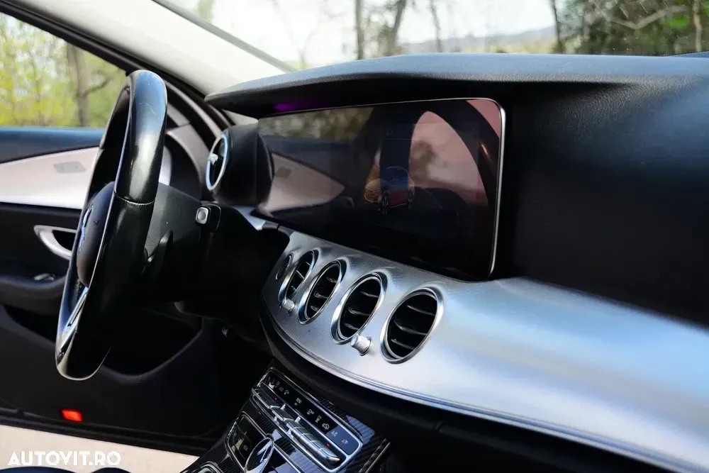 Mercedes-Benz E W213 300 de 9G-TRONIC — imagine 5
