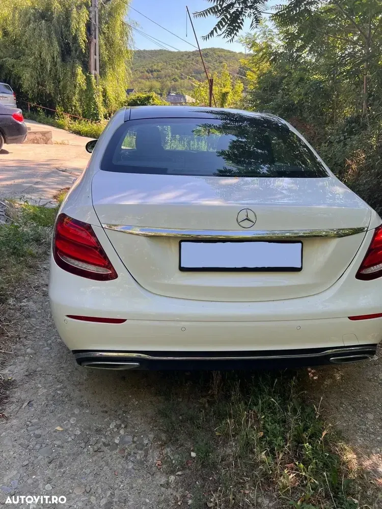 Mercedes-Benz E W213 220 d 4MATIC 9G-TRONIC — imagine 2
