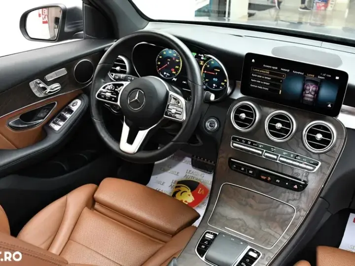 Mercedes-Benz GLC X253 300 e 4Matic 9G-TRONIC
