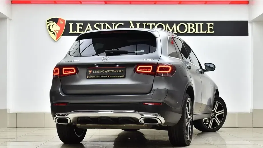 Mercedes-Benz GLC X253 300 e 4Matic 9G-TRONIC — imagine 5