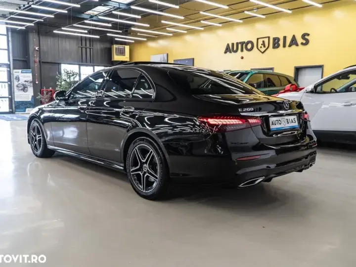 Mercedes-Benz E 200 9G-TRONIC AMG Line
