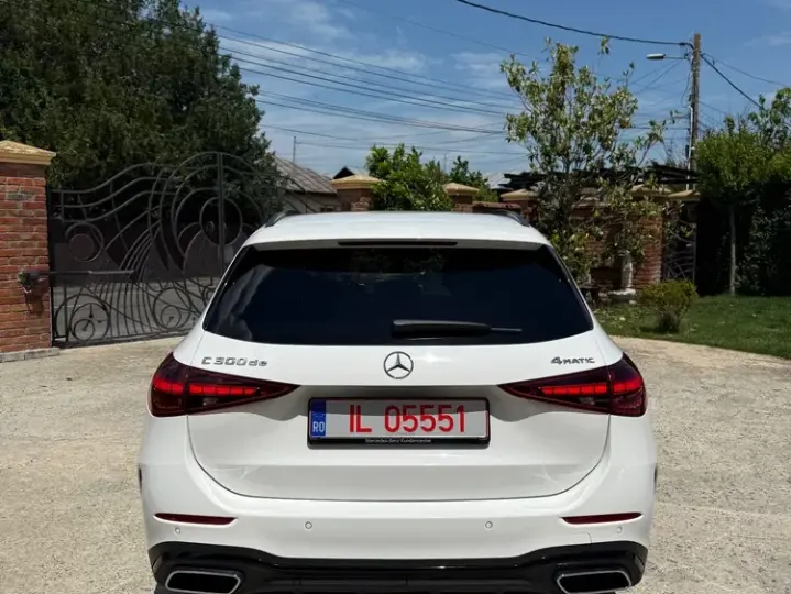 Mercedes-Benz C W206 300 de 4MATIC 9G-TRONIC AMG Line