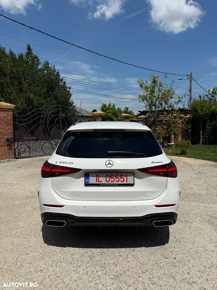 Mercedes-Benz C W206 300 de 4MATIC 9G-TRONIC AMG Line — imagine 3