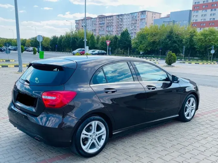 Mercedes-Benz A 200 W176