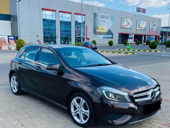 Mercedes-Benz A 200 W176
