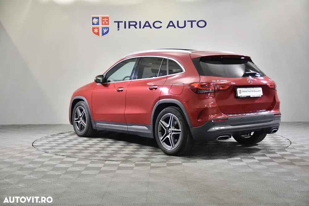 Mercedes-Benz GLA 250 4MATIC 8G-DCT Edition AMG Line — imagine 3