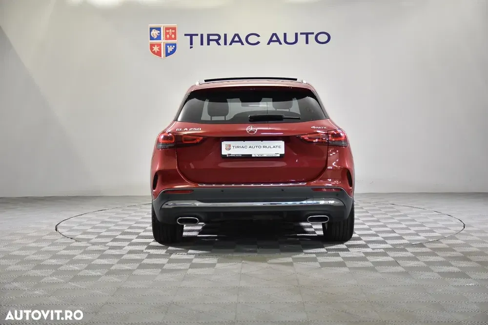 Mercedes-Benz GLA 250 4MATIC 8G-DCT Edition AMG Line — imagine 4