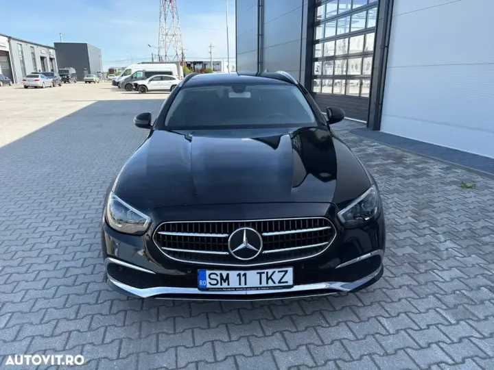 Mercedes-Benz E 220 d 4Matic 9G-TRONIC
