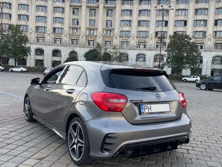 Mercedes-Benz A 180 W176 Standard