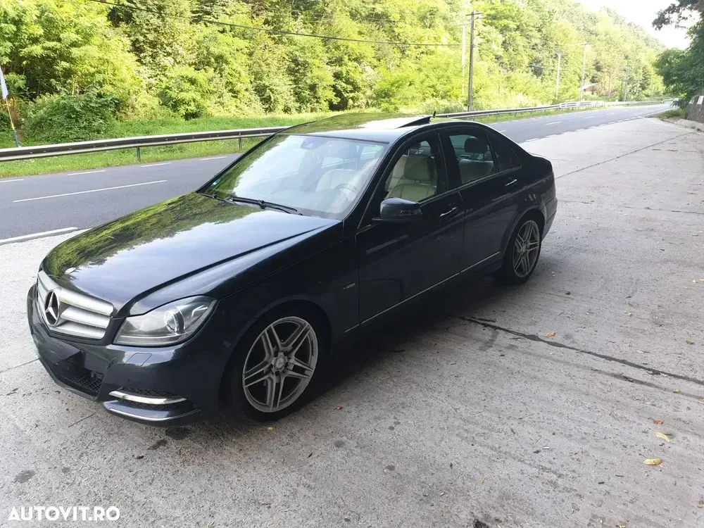 Mercedes-Benz C 250 CDI 4-Matic BlueEFFICIENCY — imagine 3