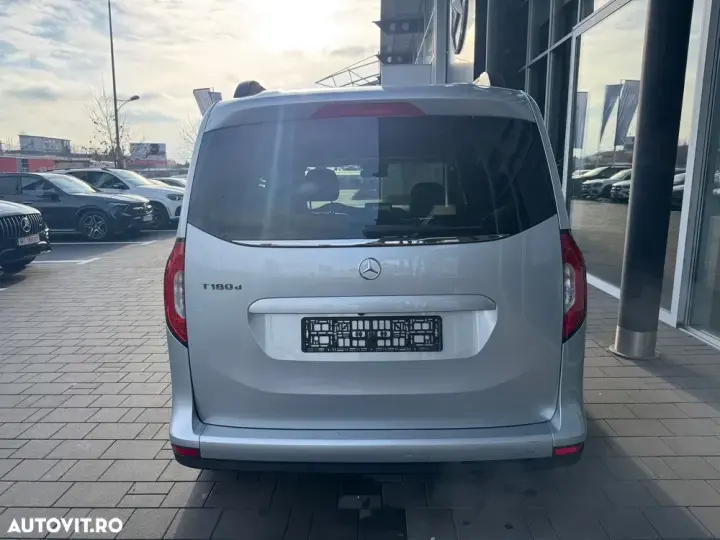 Mercedes-Benz T 180 d 7G-DCT PROGRESSIVE