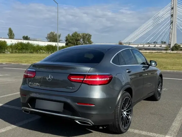 Mercedes-Benz GLC Coupe C253