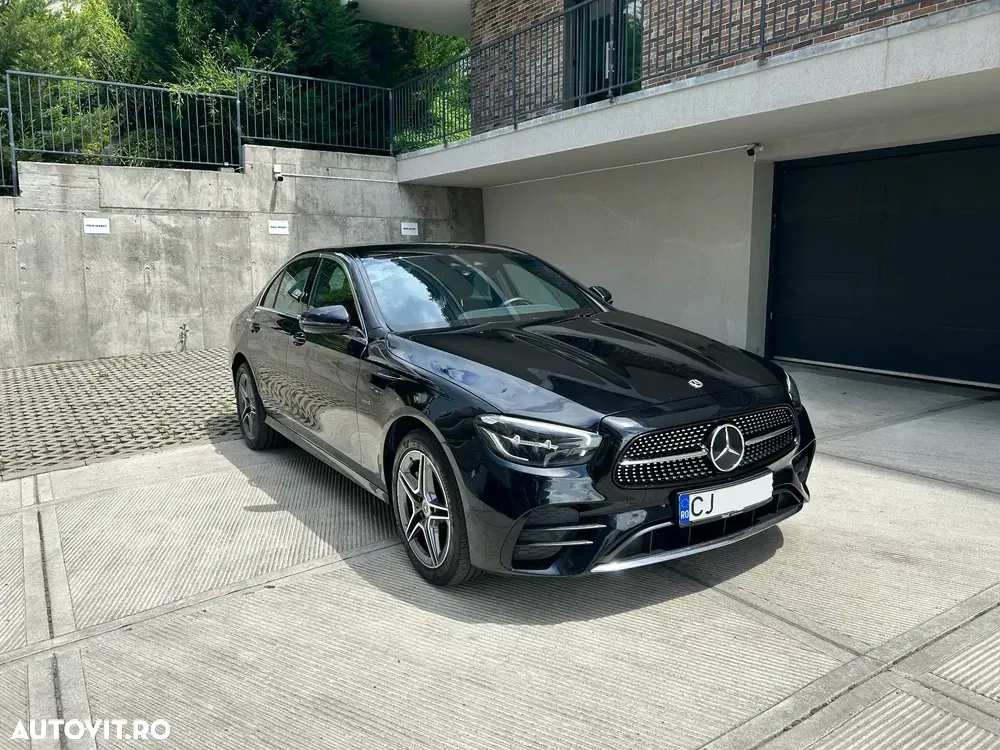 Mercedes-Benz E W213 300 9G-TRONIC AMG Line — imagine 3