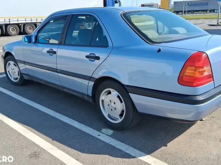 Mercedes-Benz C W202
