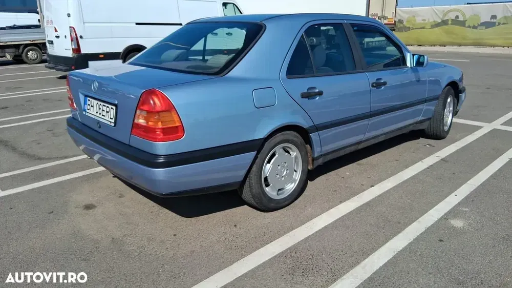 Mercedes-Benz C W202 — imagine 3