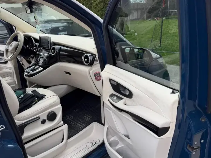 Mercedes-Benz V 250 d kompakt 7G-TRONIC SCORE