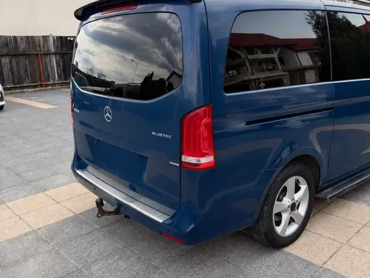 Mercedes-Benz V 250 d kompakt 7G-TRONIC SCORE