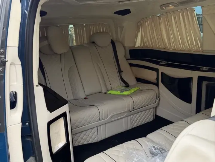 Mercedes-Benz V 250 d kompakt 7G-TRONIC SCORE