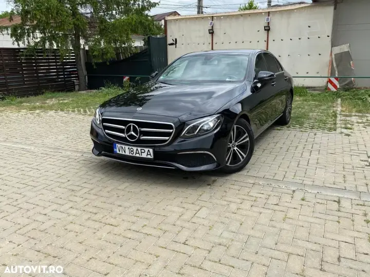 Mercedes-Benz E W213 220 d 9G-TRONIC Avantgarde