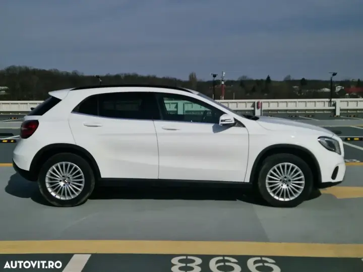 Mercedes-Benz GLA H247