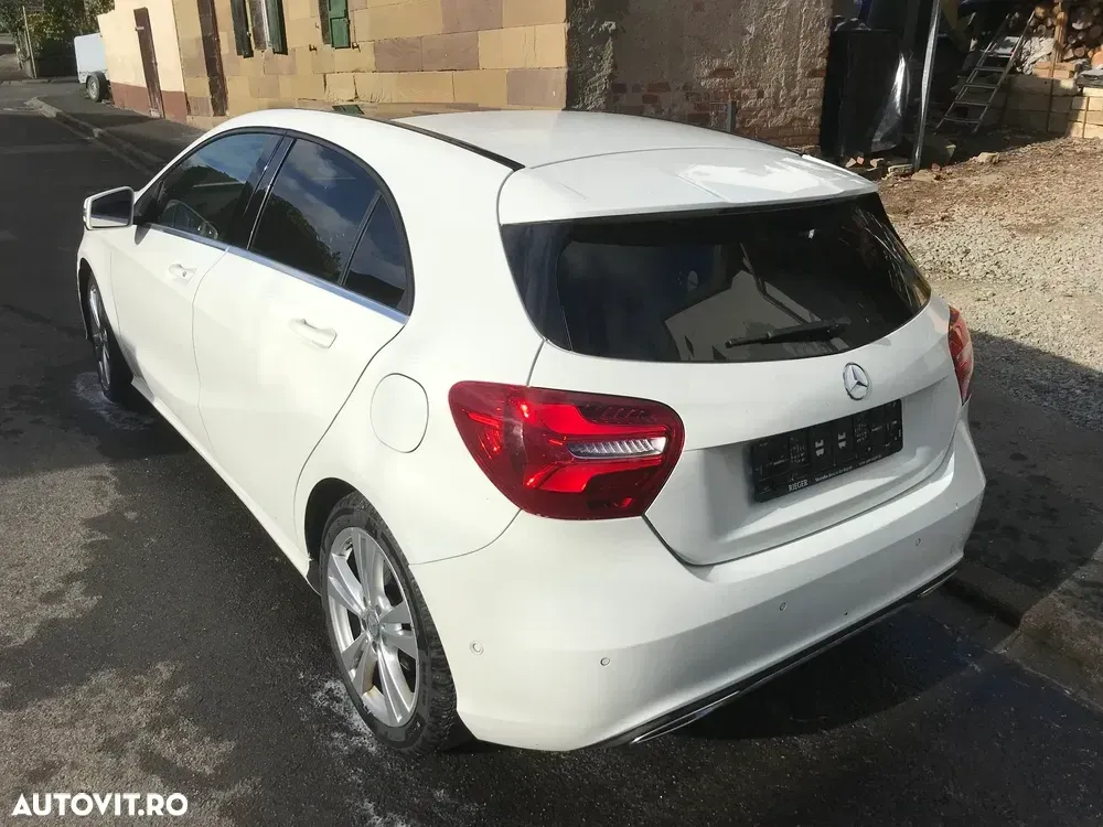 Mercedes-Benz A 200 CDI 7G-DCT Urban — imagine 4