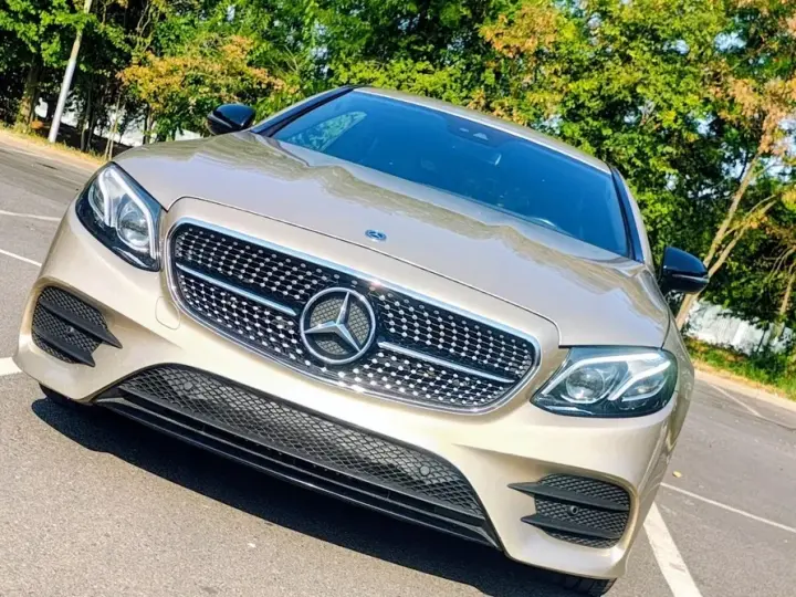 Mercedes-Benz E W213 220 d 4MATIC