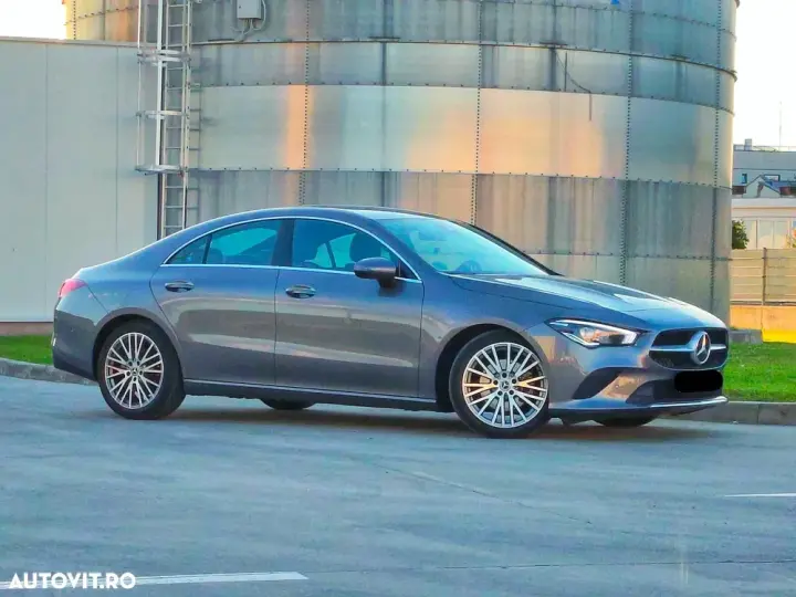 Mercedes-Benz CLA 200