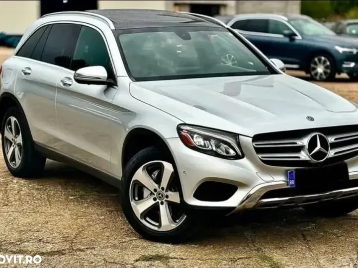 Mercedes-Benz GLC X253 300 4MATIC 9G-TRONIC