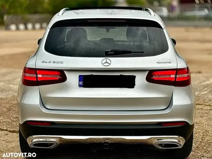 Mercedes-Benz GLC X253 300 4MATIC 9G-TRONIC