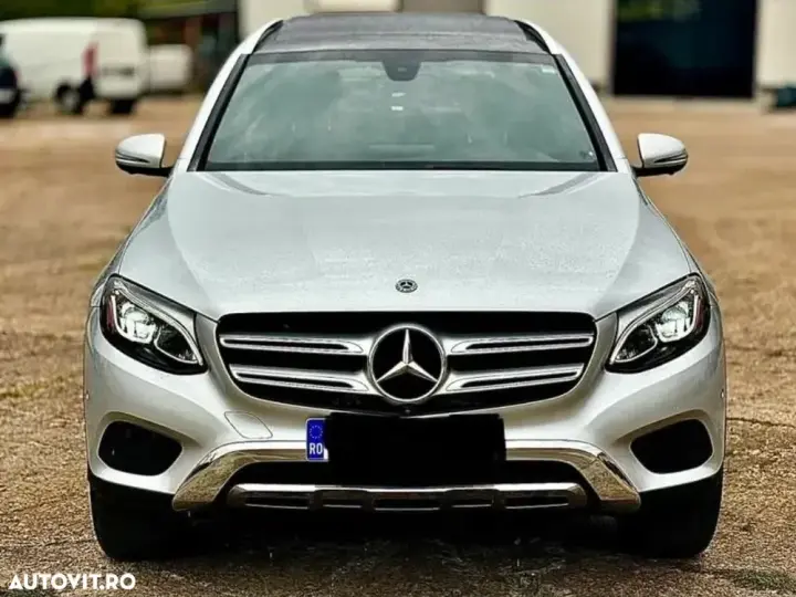 Mercedes-Benz GLC X253 300 4MATIC 9G-TRONIC