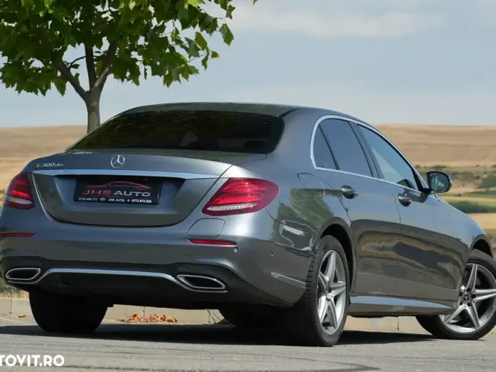 Mercedes-Benz E W213 300 de 9G-TRONIC AMG Line