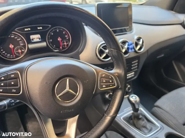Mercedes-Benz B 180 W246