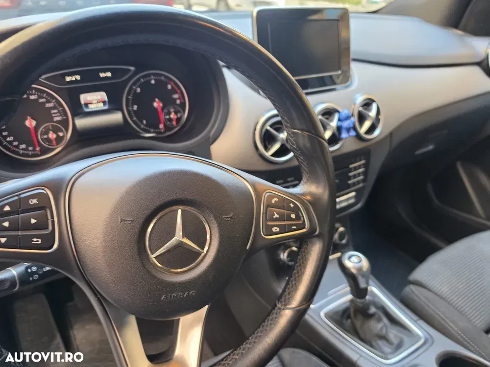 Mercedes-Benz B 180 W246 — imagine 5
