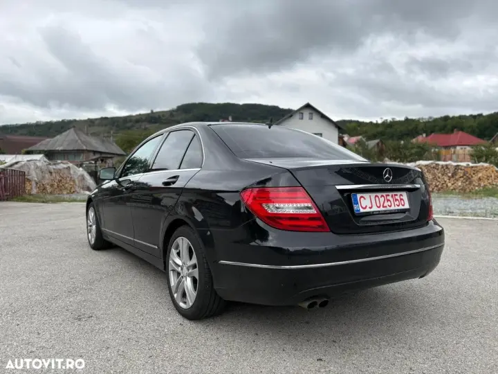 Mercedes-Benz C W204 180 7G-TRONIC Avantgarde Edition