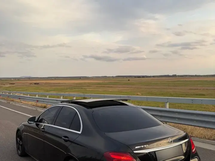 Mercedes-Benz E W213 220 d Aut.