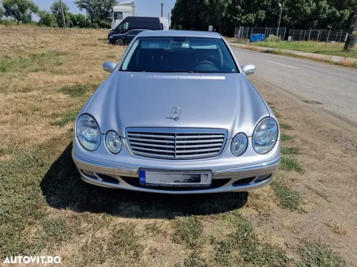 Mercedes-Benz E W211