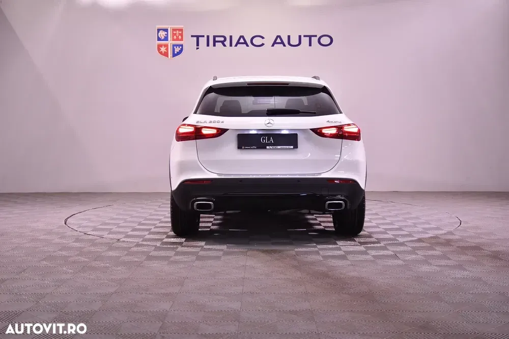 Mercedes-Benz GLA H247 — imagine 4