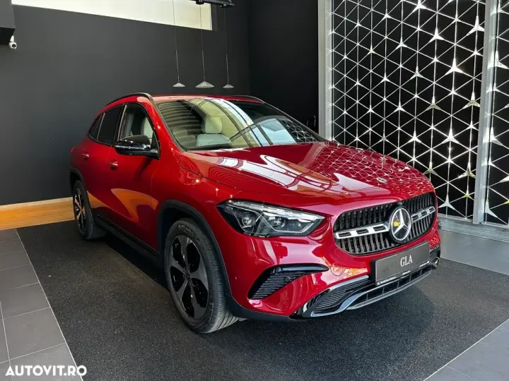 Mercedes-Benz GLA H247 220 4MATIC MHEV Aut.