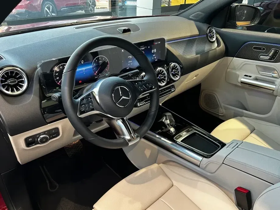 Mercedes-Benz GLA H247 220 4MATIC MHEV Aut. — imagine 5