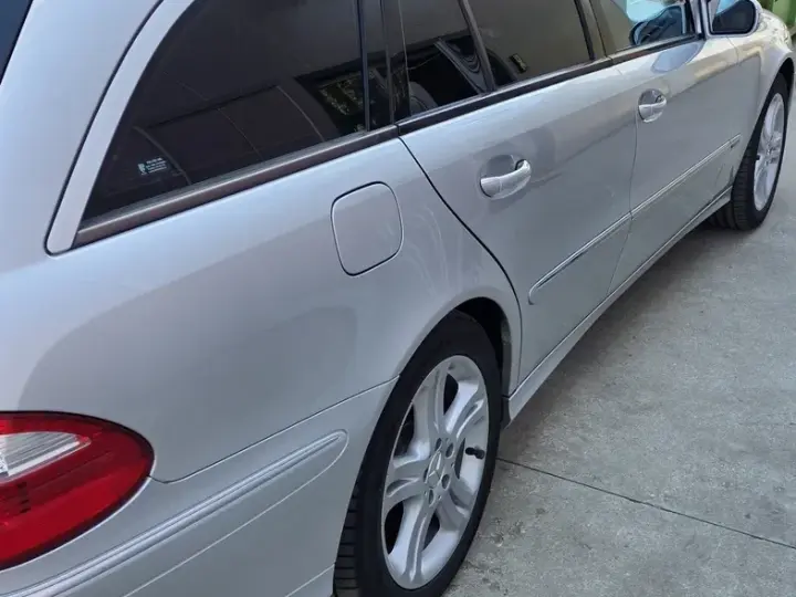 Mercedes-Benz E W211