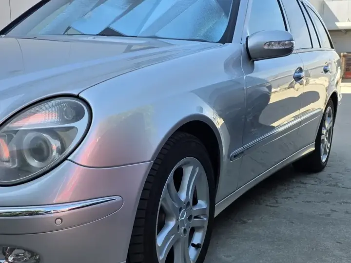 Mercedes-Benz E W211