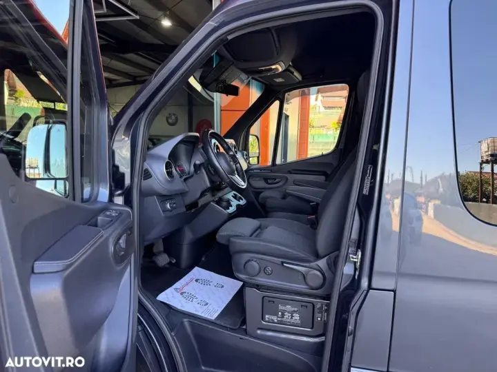 Mercedes-Benz Sprinter 319 CDI 190CP L2H2 RWD 9AT+