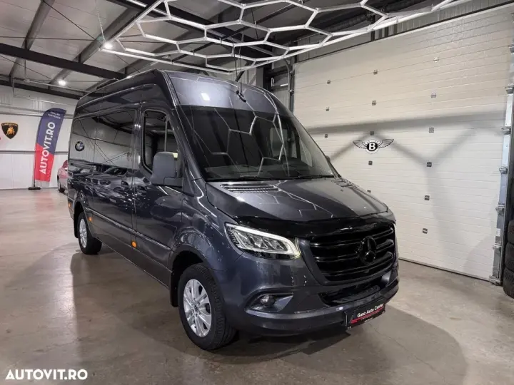 Mercedes-Benz Sprinter 319 CDI 190CP L2H2 RWD 9AT+